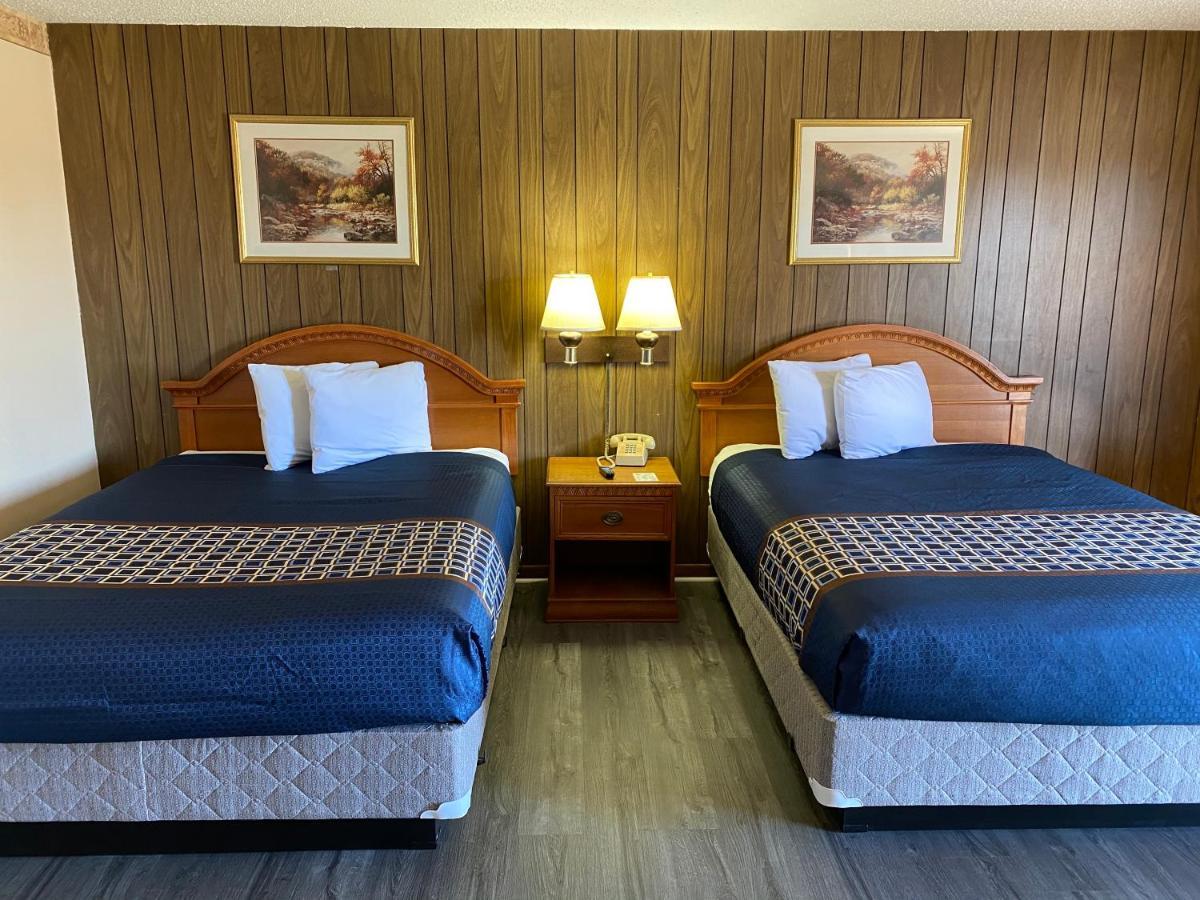Western Skies Motel Clarendon Dış mekan fotoğraf