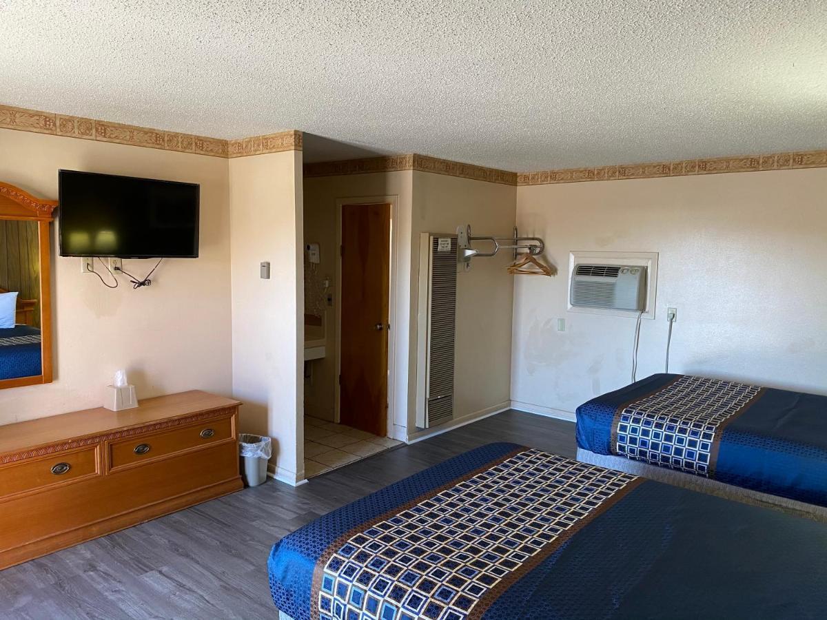 Western Skies Motel Clarendon Dış mekan fotoğraf